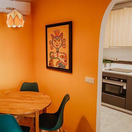 Las Flores Apartments 内尔哈 外观 照片