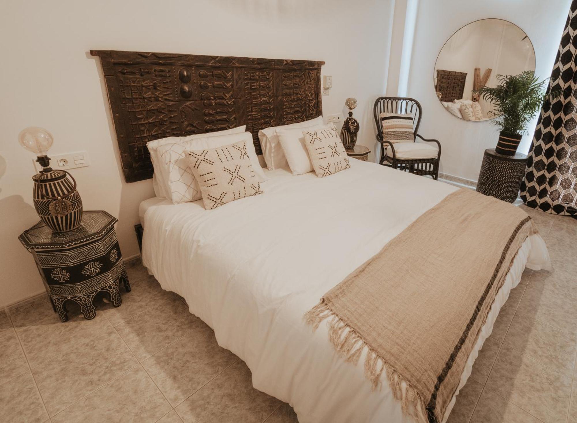 Las Flores Apartments 内尔哈 外观 照片